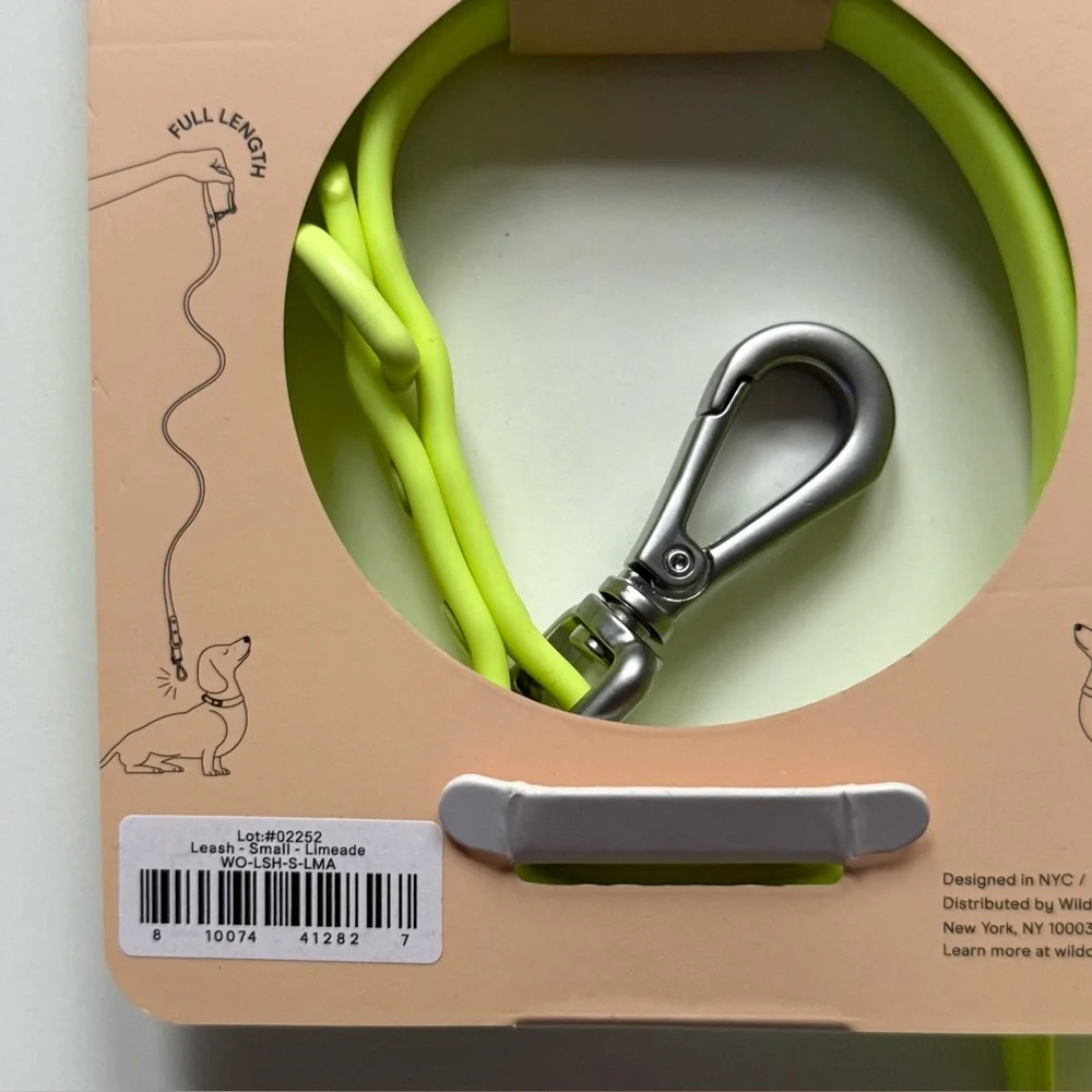 Wild One Adjustable Waterproof FlexPoly Coated Nylon Dog Leash - Small - Limeade